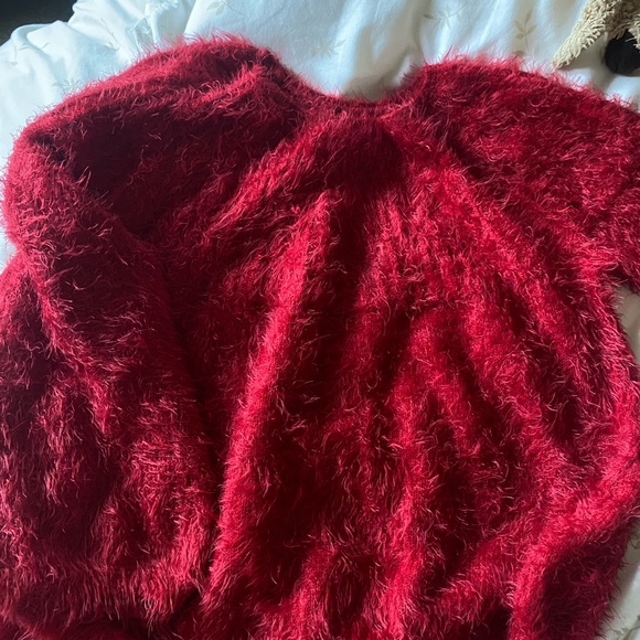 red zara sweater - Picture 3 of 5